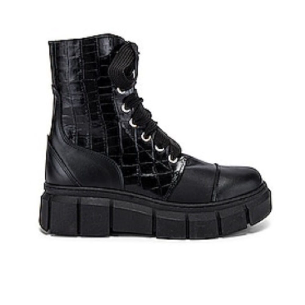 ALOHAS Black Lace Up Boots